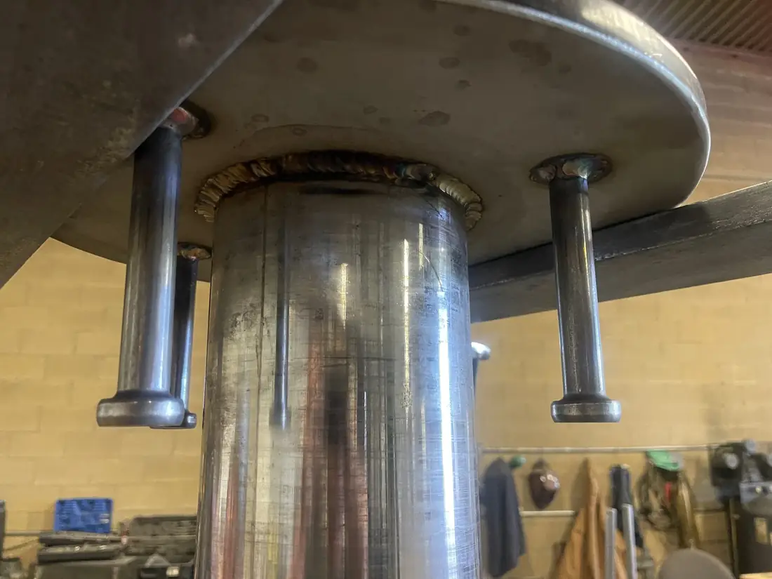 Weld detail on a fabricated assembly